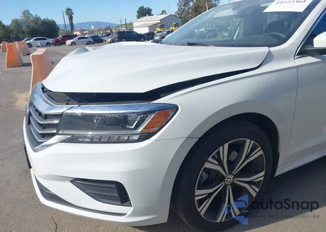 2021 Volkswagen Passat 2.0T Se z USA, uszkodzony, nr VIN 1VWSA7A38MC014530